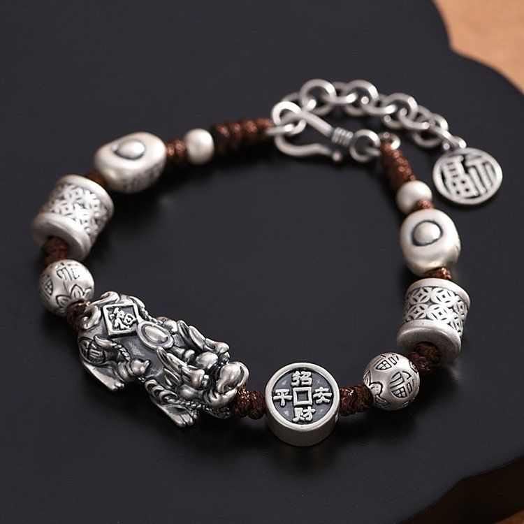 Do Feng Shui Bracelets Really Work? Meaning, Mindset & What to Expect